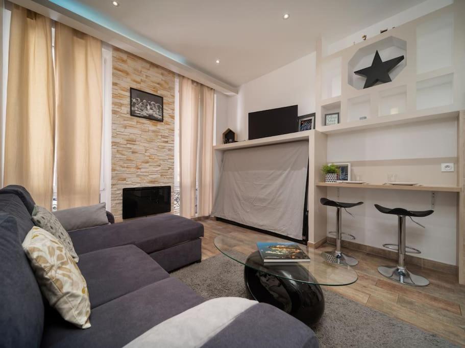 Appartement Tout Equipe 2 A 4 Couchages Au Coeur Du Vieux Port マルセイユ エクステリア 写真